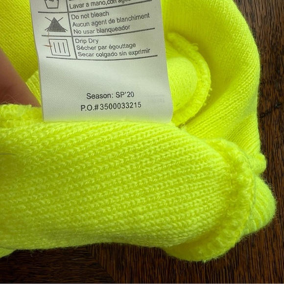 Like New Carhartt Watch Neon Yellow Beanie - Picture 4 of 5